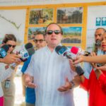 Regulación del uso de celulares liderada por Luis Miguel De Camps recibe amplio respaldo en el sistema educativo