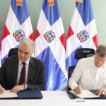 Ministro de Salud Víctor Atallah anuncia nombramiento de 1,115 enfermeras