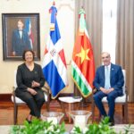 Abinader felicita a Colombia por desarrollar proceso electoral “de manera pacífica”