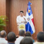 Abinader felicita a Colombia por desarrollar proceso electoral “de manera pacífica”